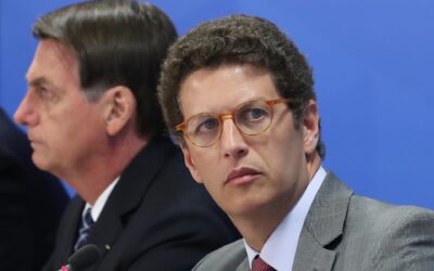 O presidente jair bolsonaro e ricardo salles ministro do meio ambiente durante entrevista coletiva em agosto de 2019 1594147393828 v2 1920x1279